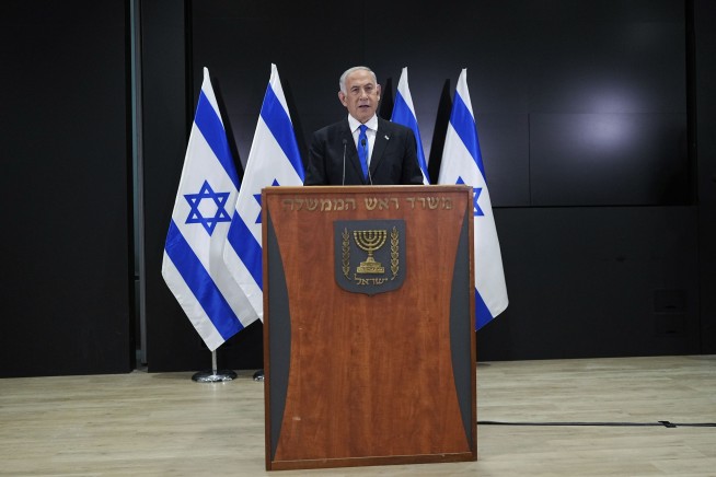 Netanyahu reverses firing of defense minister amid tension