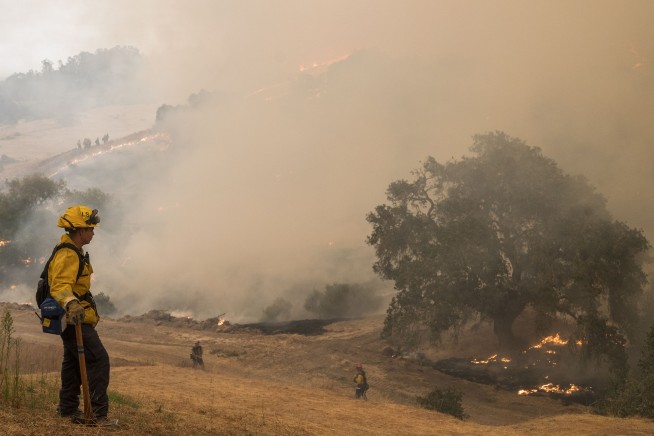 Northern California wildfires threatening thousands of homes