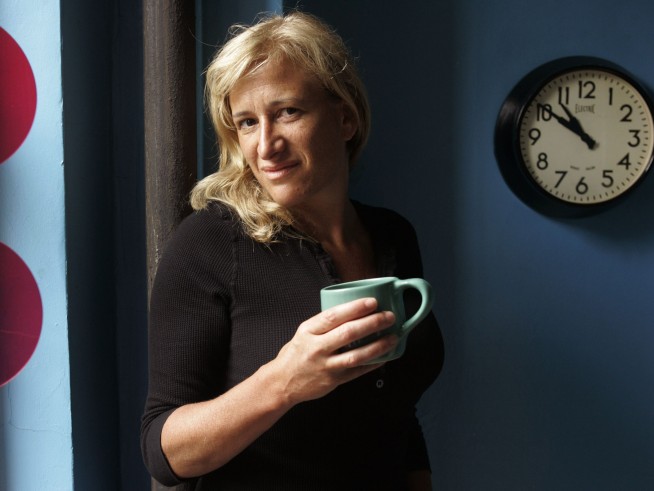 Melissa Bank, witty, bestselling author, dies at 61