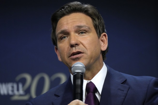 DeSantis is unhurt in a car accident in Tennessee while traveling to presidential campaign events