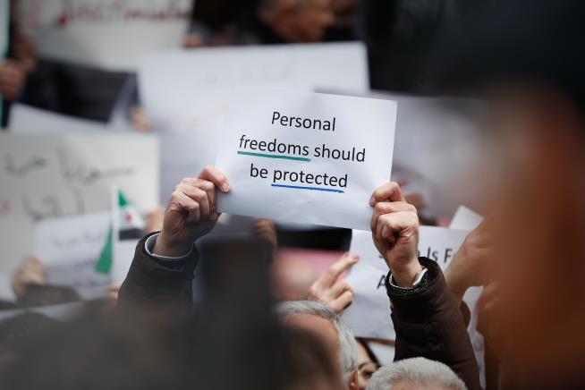 Syrian authorities' new limits on alcohol sales in Damascus spark backlash