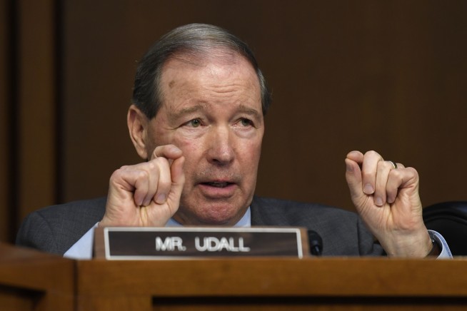 Senators grill Boeing CEO over plane involved in 2 crashes