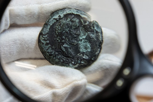 In a first, coin bearing zodiac found off Israel's coast