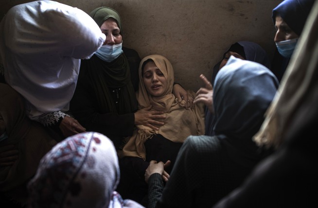 Rockets kill 2 Israelis; 28 die in Gaza as Israel hits Hamas