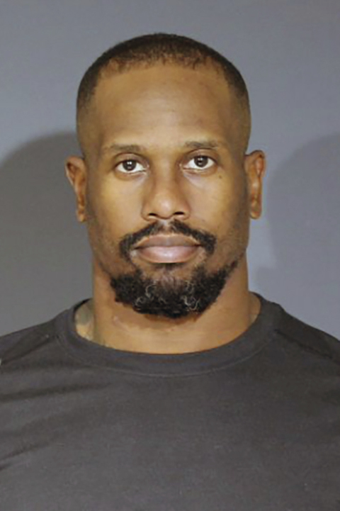 Bills linebacker Von Miller turns himself in on felony domestic violence charge