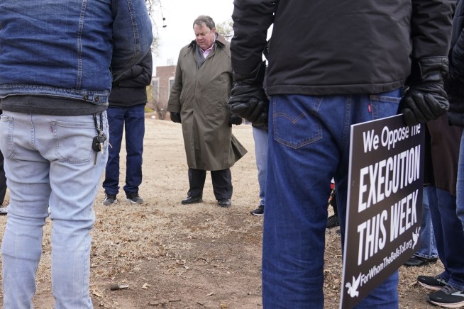 Oklahoma executes man who killed elderly couple in 2003
