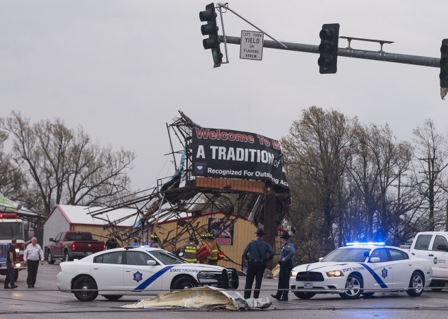 Tornado tears through Arkansas college town, with 6 hurt