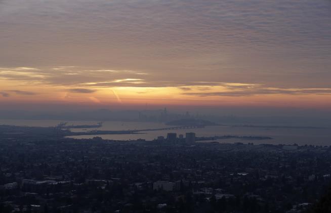 Residents of San Francisco Bay Area jolted awake by 4.3 magnitude earthquake