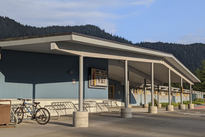 Alaska kids served sealant instead of milk at school program