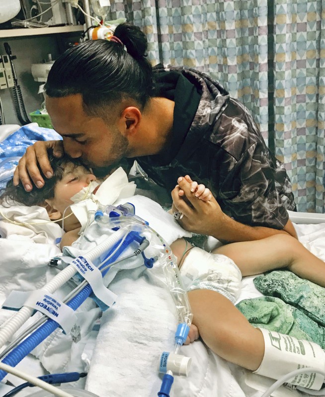 Mourners honor boy whose Yemeni mom fought US travel ban