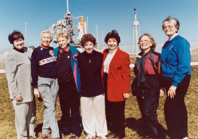America's 1st female astronaut candidate, Jerrie Cobb, dies
