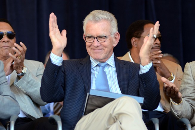 Tim McCarver, big league catcher and broadcaster, dies at 81