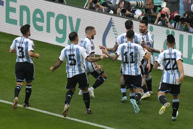 World Cup stunner: Saudi Arabia beats Messi's Argentina 2-1