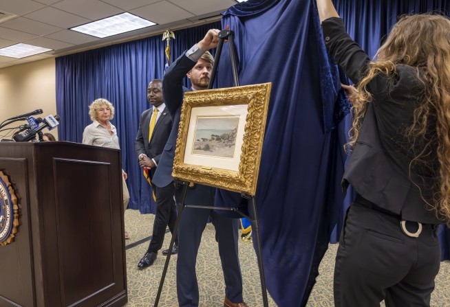 Nazi-looted Monet artwork returned to family generations later