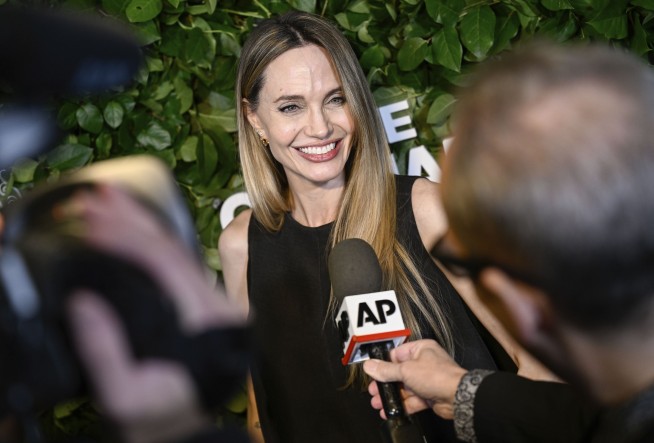 Angelina Jolie and Brad Pitt reach divorce settlement after 8 years