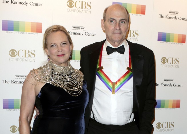 James Taylor and his wife donate $1M to Boston hospital