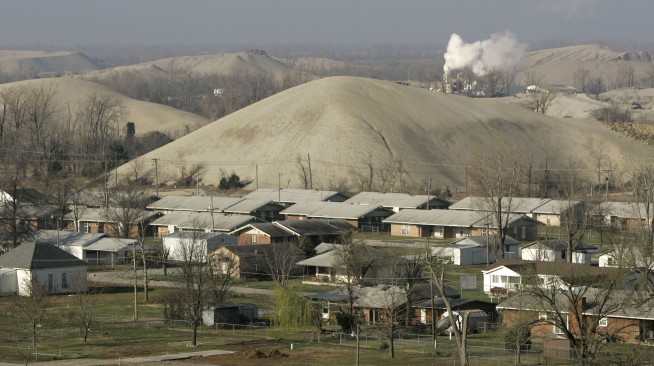 US mining sites dump 50M gallons of fouled wastewater daily