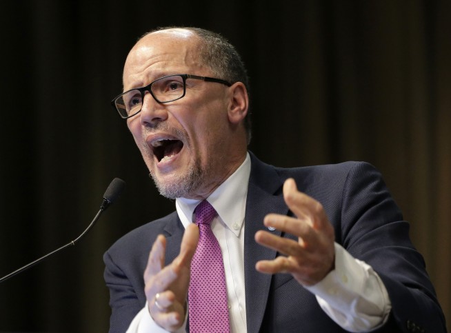 Democrats up requirements for 2nd round of primary debates