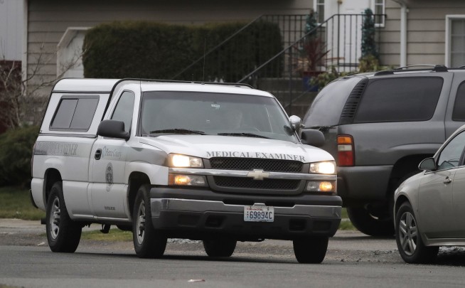 Police: Man shoots his 2 kids, wife before killing himself