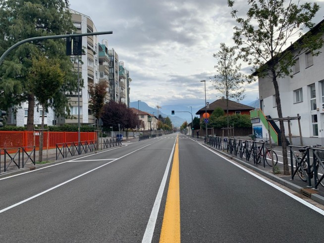 Italian experts defuse WWII bomb in northern city