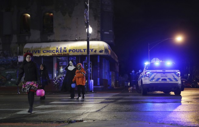 Trick-or-treater, 7, critically injured in Chicago shooting
