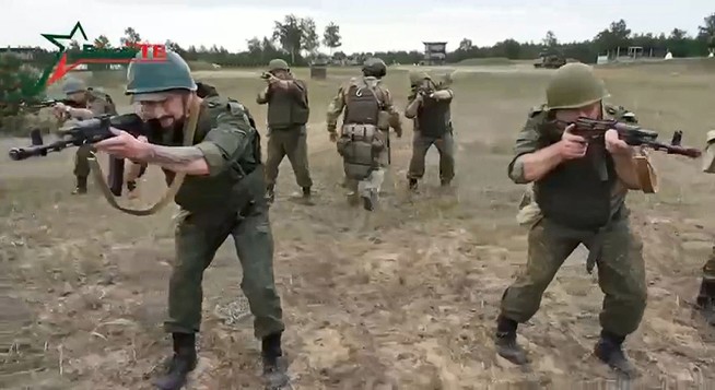 Monitoring group says thousands of Wagner mercenaries have arrived in Belarus since failed uprising