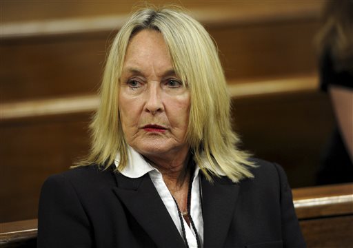 Pistorius trial: Bullet trajectory examined