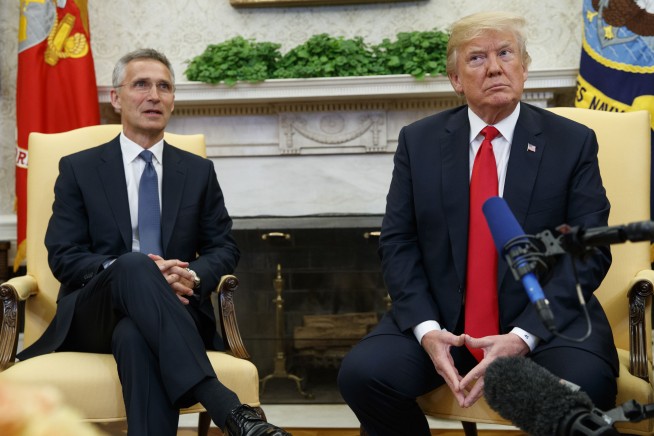 Trump tells NK's Kim to denuclearize or risk overthrow