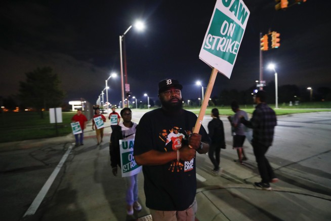 No Deal: Auto workers strike against GM in contract dispute