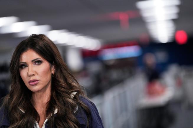 Moderate Sen. Jacky Rosen urges Noem's impeachment as Dem fury grows over Minneapolis shooting