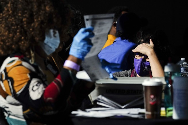 2020 Latest: Biden overtakes Trump in Georgia vote count