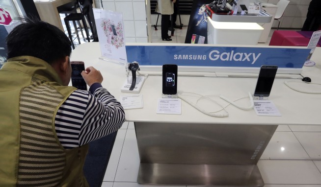 Samsung Note 7 recall to cost at least $5.3 billion