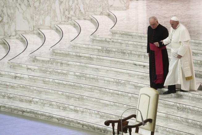 Back pain causes pope to skip Vatican New Year's ceremonies