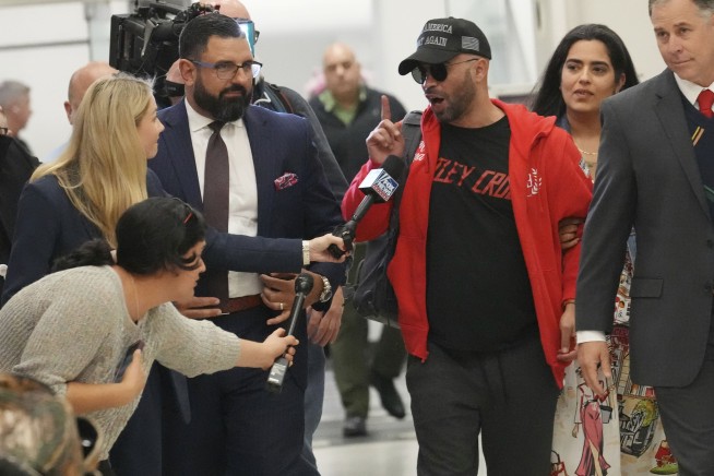 Oath Keepers founder Stewart Rhodes visits Capitol Hill after Trump clemency