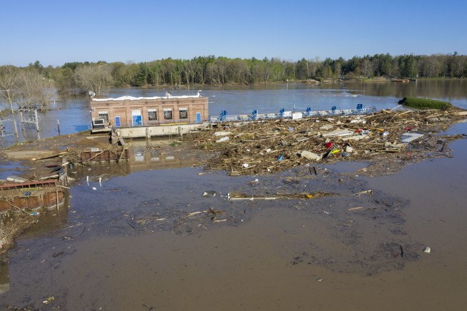 Michigan dam had repeated safety violations before flooding