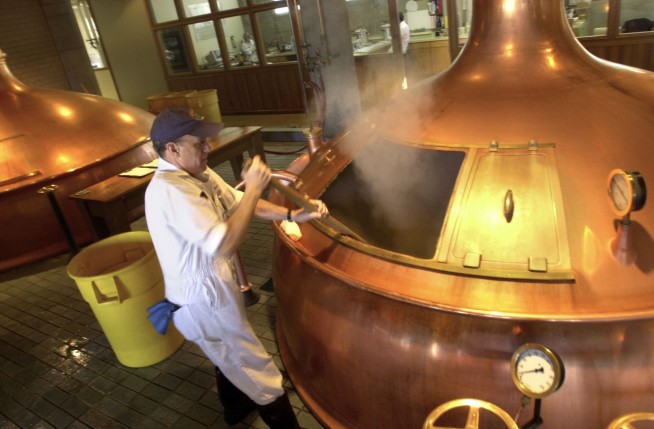 San Franciscans mourn closure of 127-year-old pioneering Anchor Brewing Co.