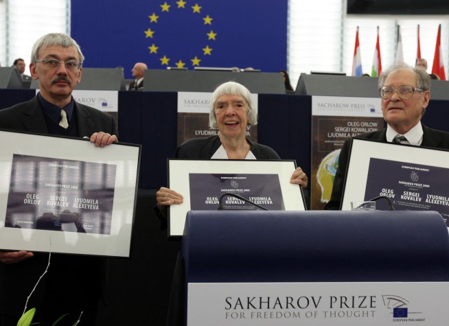 Europe praises, Belarus scorns Nobel for rights defenders
