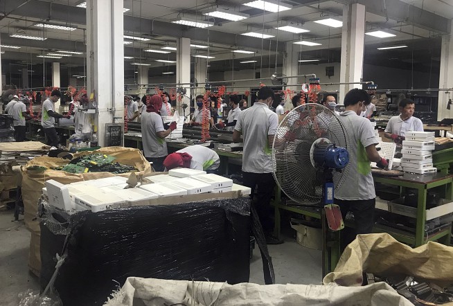 Thai police probe suspected illegal e-waste recycling