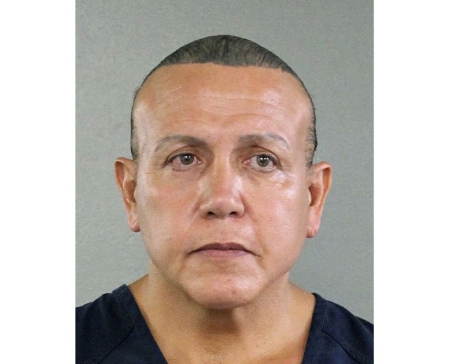 In rambling note to judge, pipe bomb mailer blames steroids