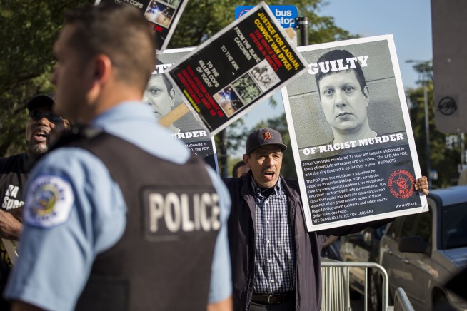 Jury convicts Chicago officer of 2nd-degree murder