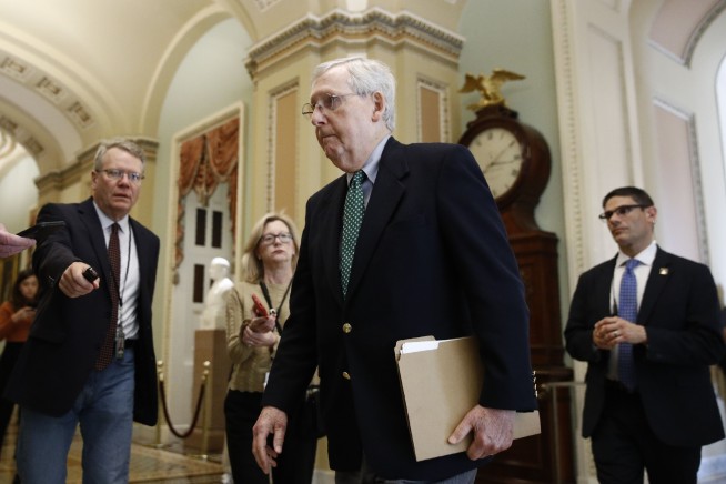 As Congress eyes economic package, Democrats seek $750B