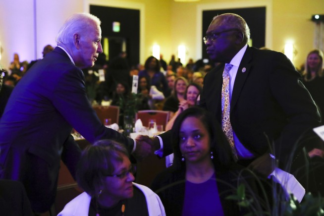 Biden nabs Clyburn endorsement before South Carolina primary