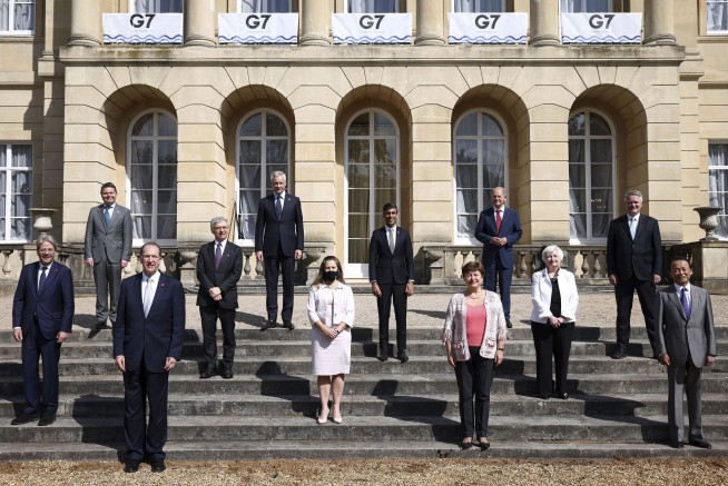 G-7 back steps to deter tax dodging by multinational firms