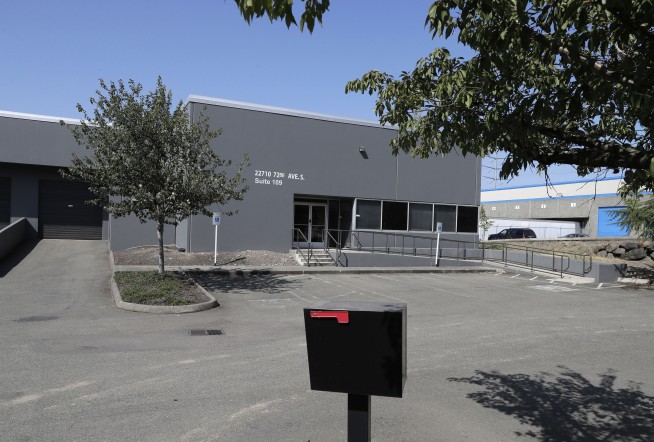 APNewsbreak: FBI: Amazon drivers part of major theft ring