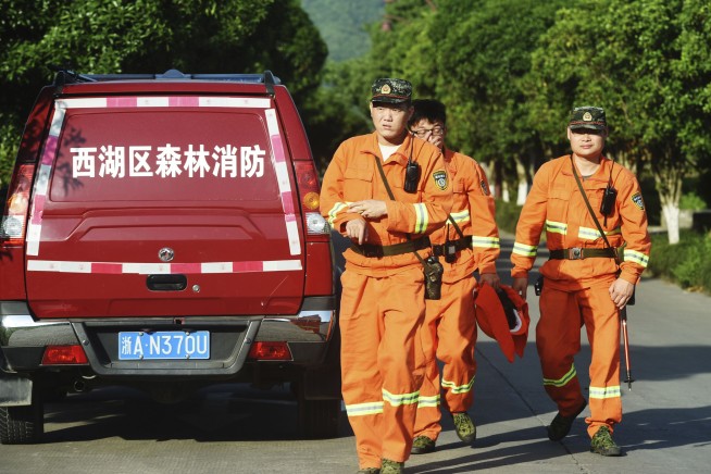 Leopard on the loose in eastern China after zoo escape