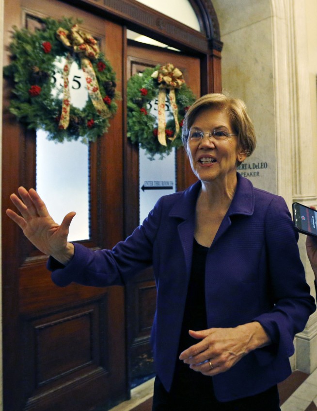Warren plans Iowa trip in another step toward 2020 campaign