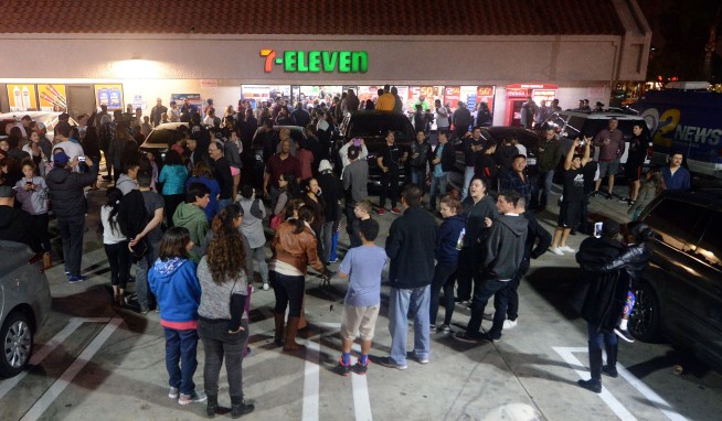 Who are the 3 winners of the $1.6 billion Powerball jackpot?