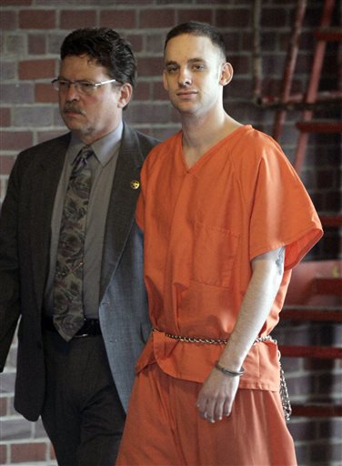 Ex-soldier convicted of killing Iraqi family dies