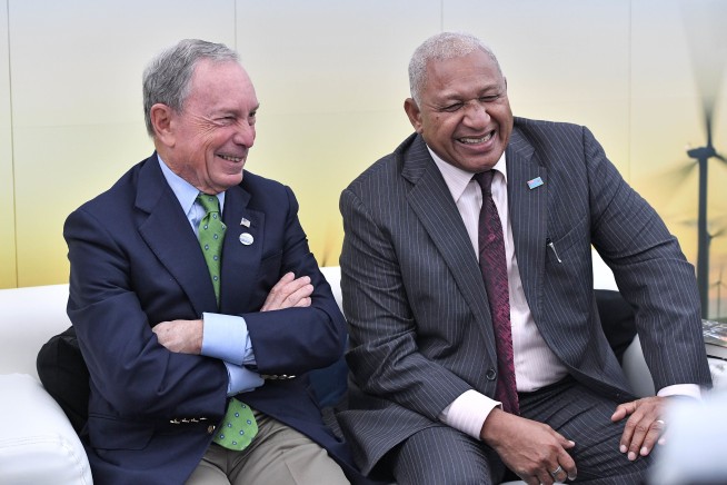 US cities, states defy Trump, still back Paris climate deal