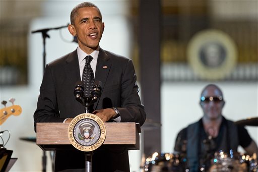 Obama, first lady salute 'American patriots'